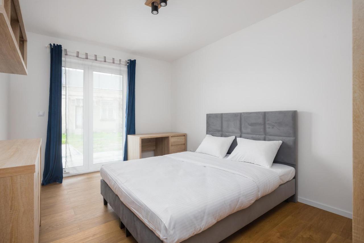Hohome Comfy Apartments Варшава Екстериор снимка