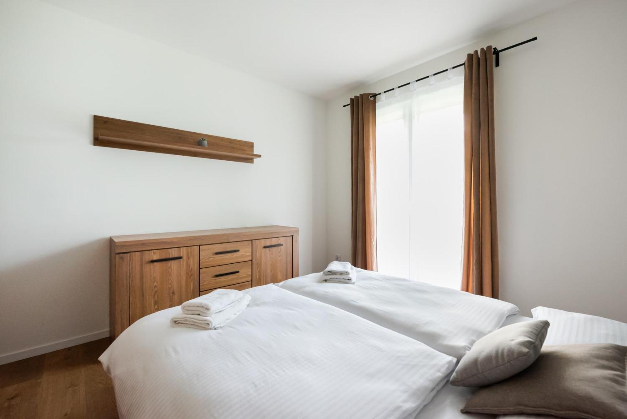 Hohome Comfy Apartments Варшава Екстериор снимка
