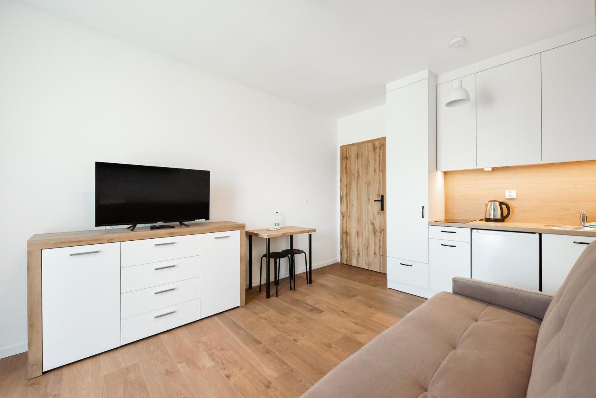 Hohome Comfy Apartments Варшава Екстериор снимка
