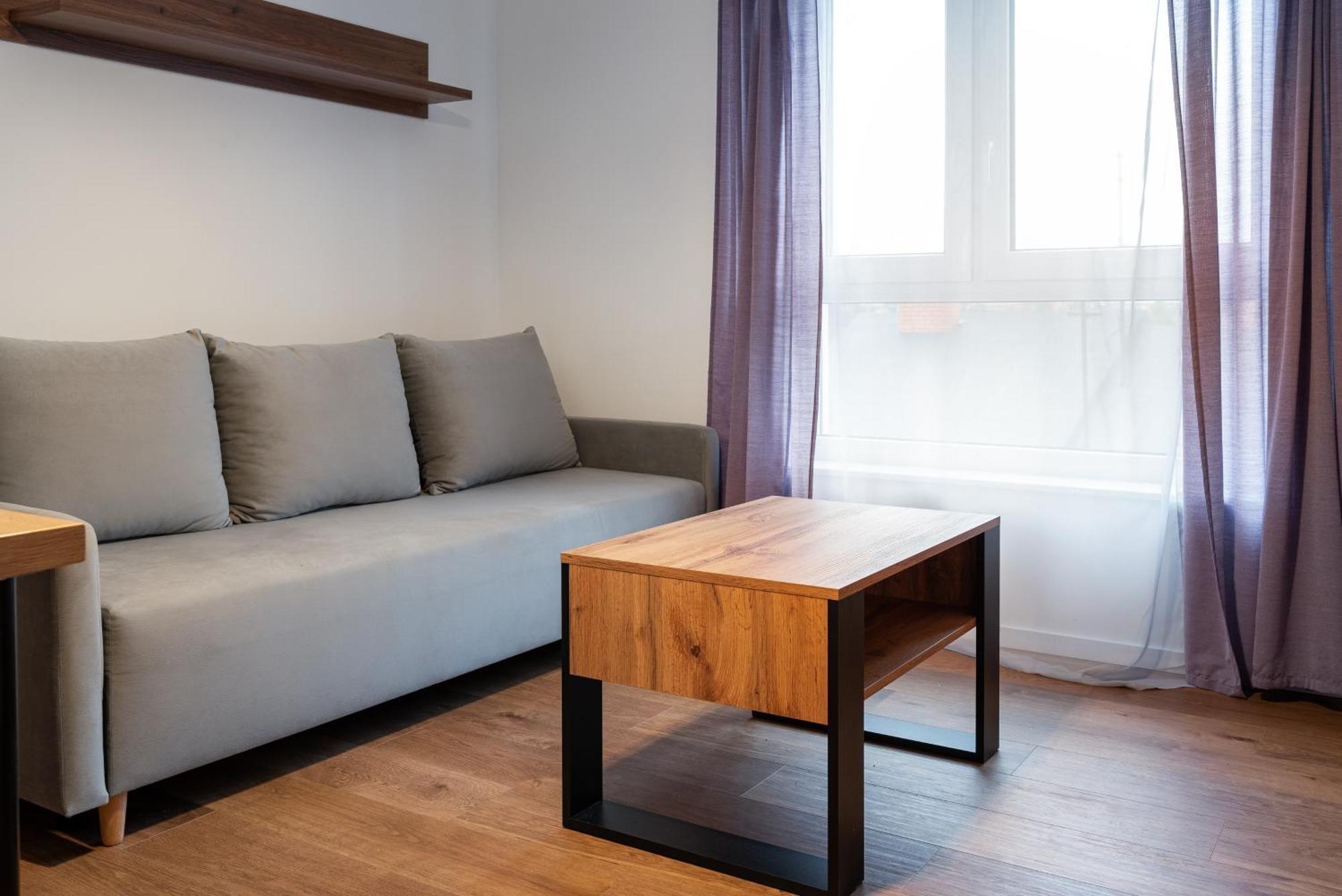 Hohome Comfy Apartments Варшава Екстериор снимка